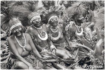 Chimbu Women Having a Great Time